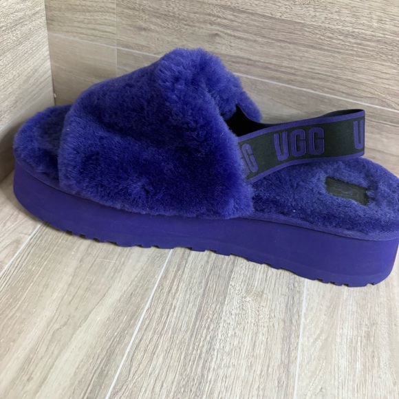 UGG Purple Logo Disco Slide Slipper Size 10 EUC - Picture 3 of 14